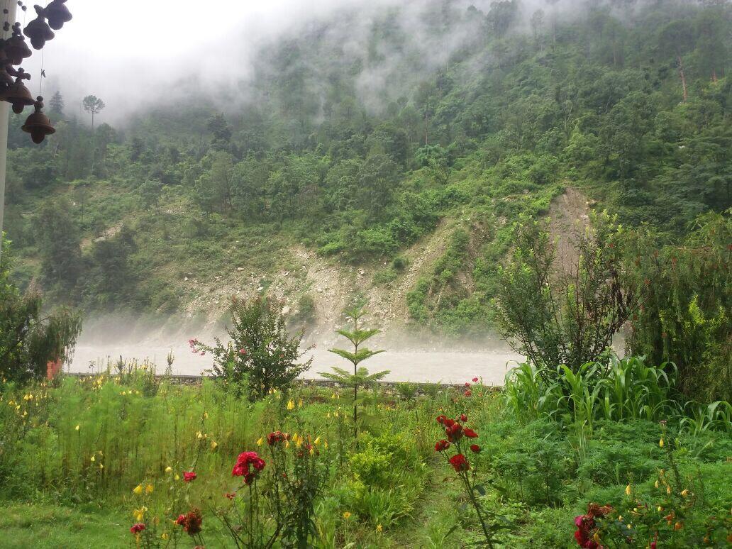 Anand Ganga Hotel Uttarkāshi Buitenkant foto